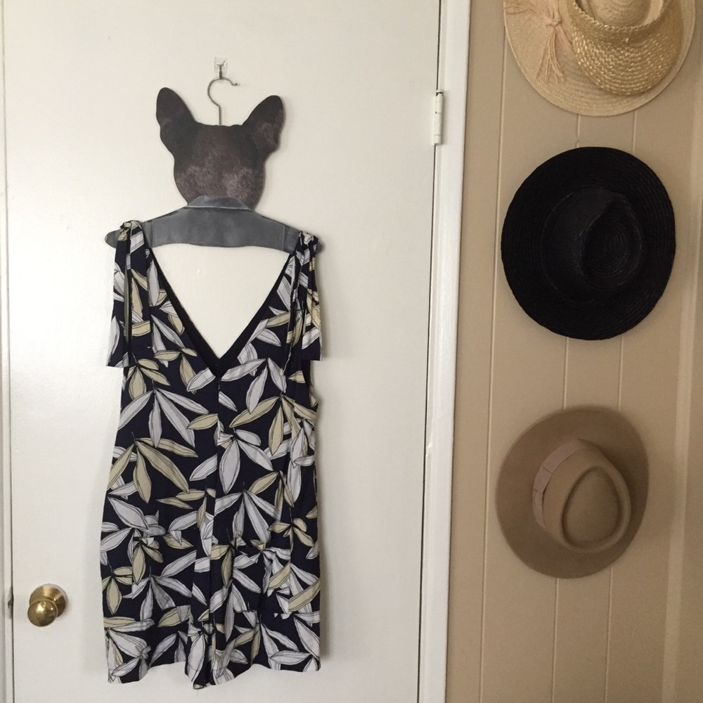 Lush romper - Picture 2 of 6